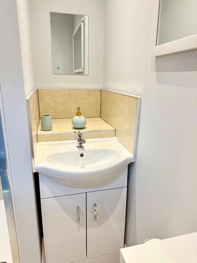 Comfortable City Apartment Derby Esterno foto
